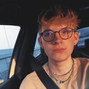 Meet your Posher, Sean